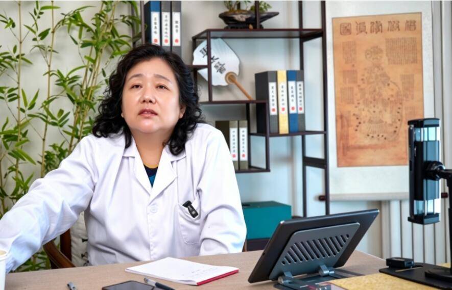 云太医李灵芝：以临床实效筑牢口碑，用专业守护女性长久健康